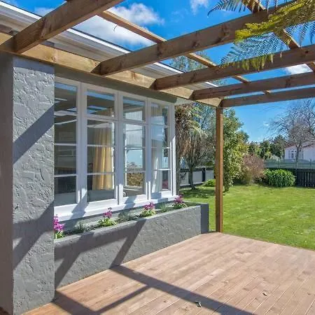 Central Rotorua Beauty Exterior photo